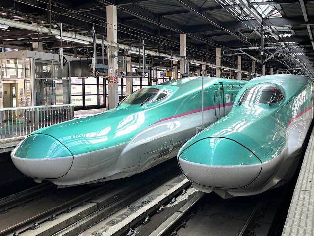 E5系　盛岡駅